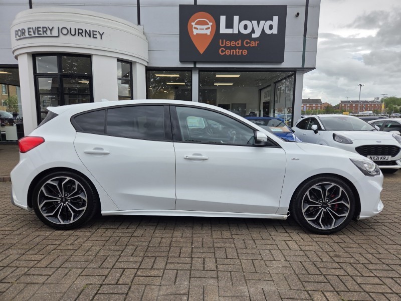 2018 (68) FORD FOCUS 1.0 EcoBoost 125 ST-Line X 5dr 5425045