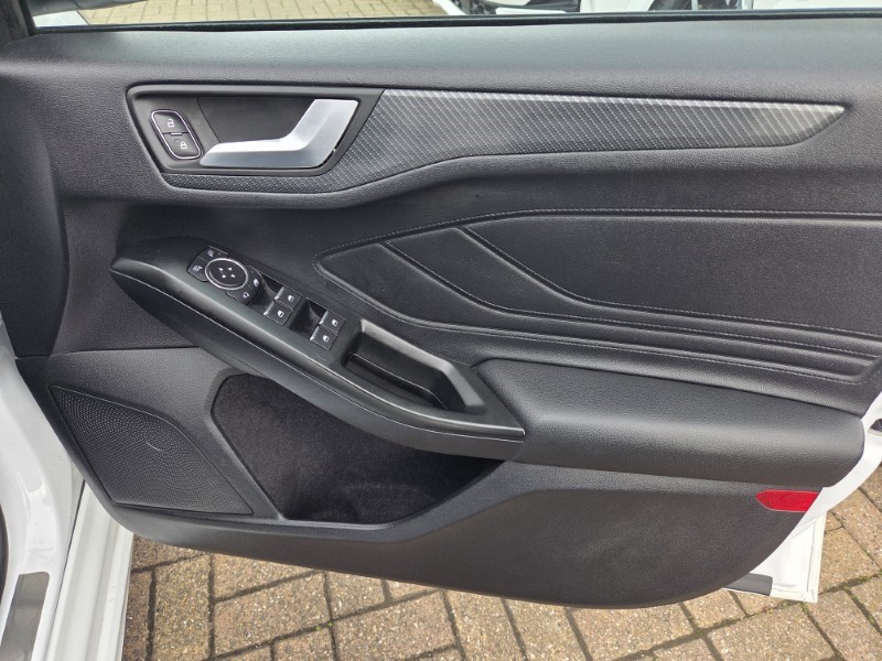 2018 (68) FORD FOCUS 1.0 EcoBoost 125 ST-Line X 5dr 5425072