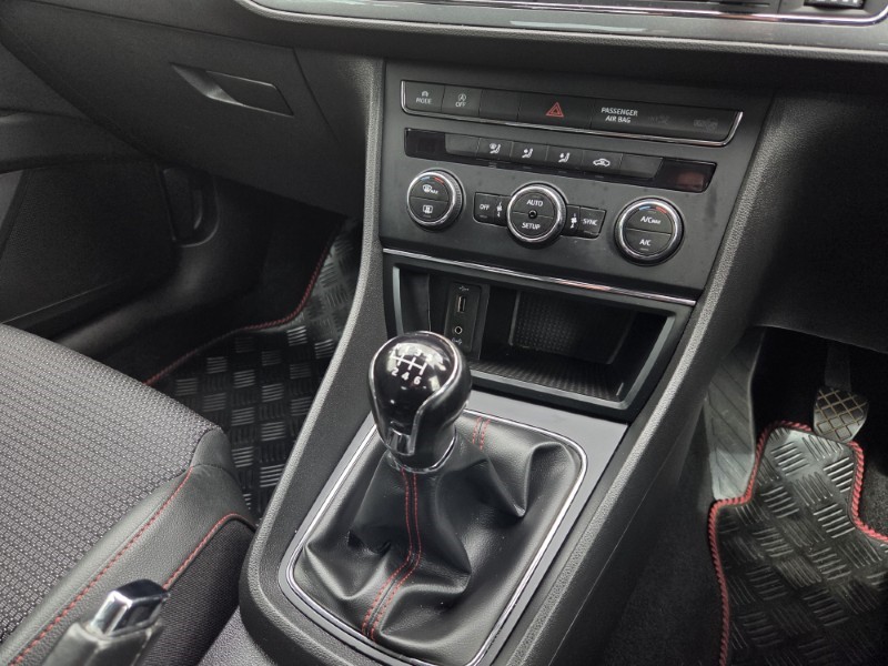 2016 (66) SEAT LEON 2.0 TDI FR 5dr [Technology Pack] 5413425