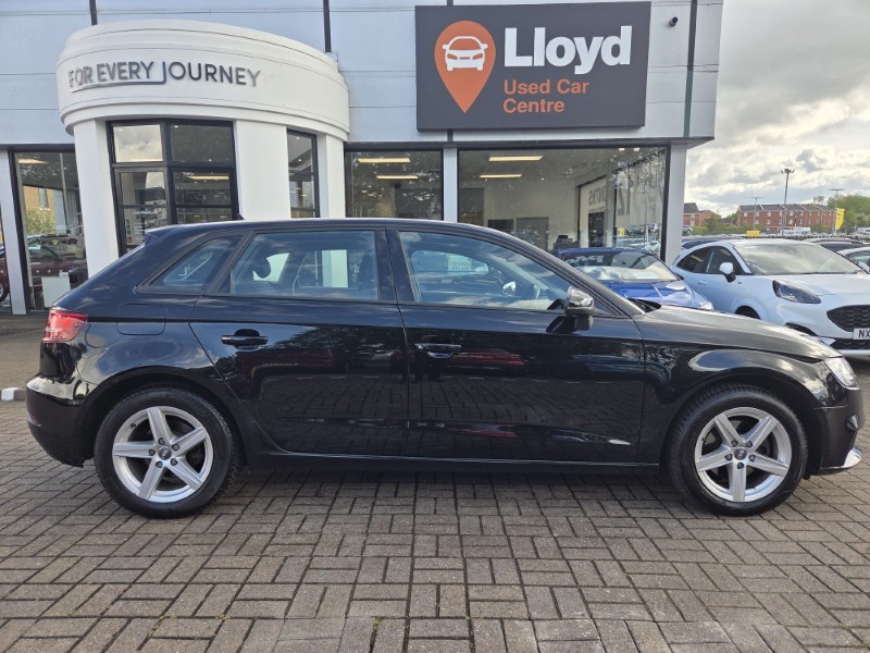 2017 (17) AUDI A3 1.4 TFSI SE 5dr 5419902