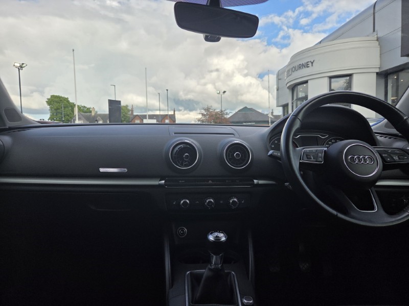 2017 (17) AUDI A3 1.4 TFSI SE 5dr 5419923