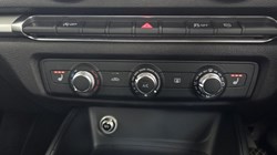 2017 (17) AUDI A3 1.4 TFSI SE 5dr 5419935