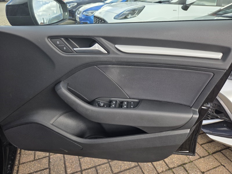 2017 (17) AUDI A3 1.4 TFSI SE 5dr 5419929