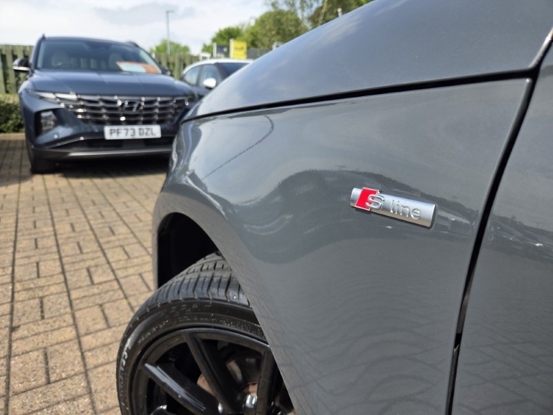 2018 (18) AUDI A1 1.0 TFSI S Line Nav 5dr 5437853