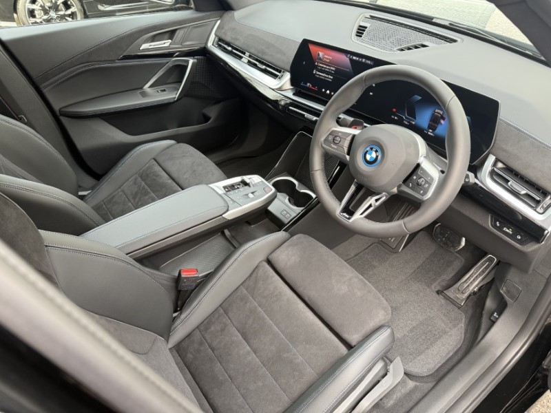  BMW iX1 150kW eDrive20 Shadow Edition 65kWh 5dr Auto 5060038
