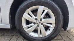 2020 (69) VOLKSWAGEN POLO 1.0 TSI 95 SE 5dr 5437369