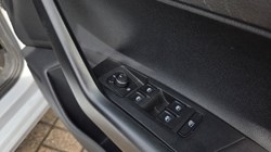 2020 (69) VOLKSWAGEN POLO 1.0 TSI 95 SE 5dr 5437393