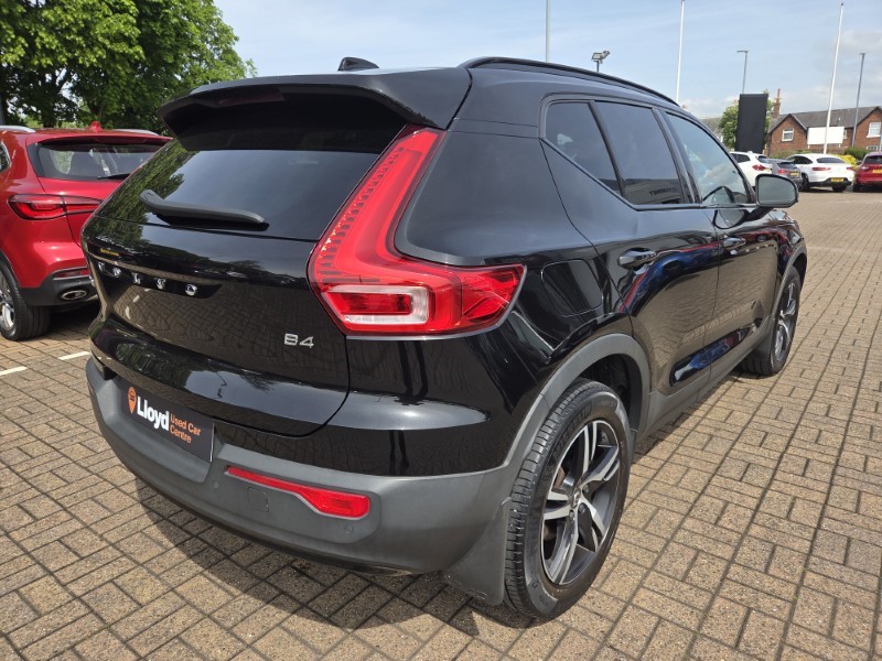 2020 (70) VOLVO XC40 2.0 B4P R DESIGN 5dr Auto 5437991