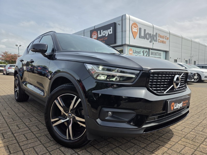 2020 (70) VOLVO XC40 2.0 B4P R DESIGN 5dr Auto 5437987