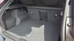 2020 (70) VOLVO XC40 2.0 B4P R DESIGN 5dr Auto 5437993