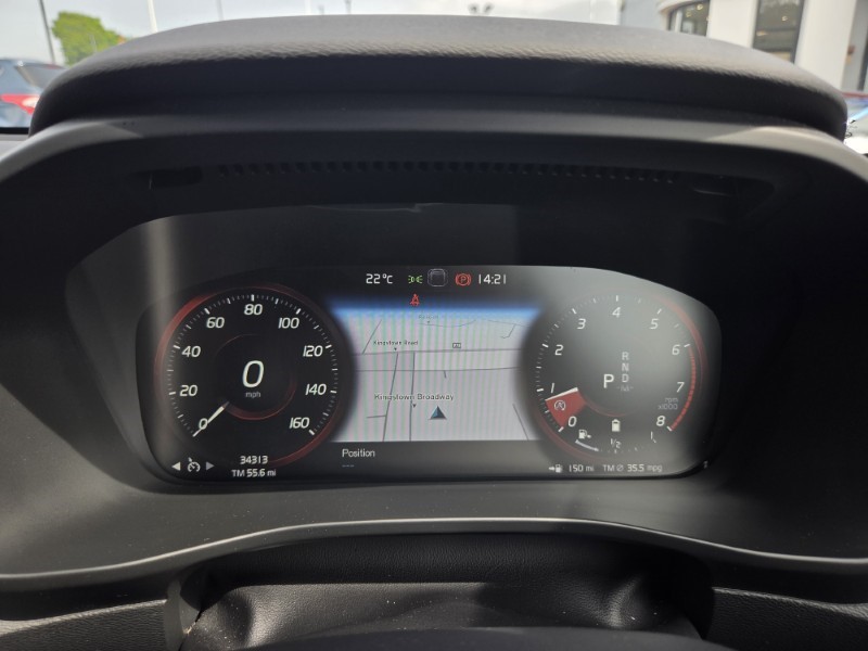 2020 (70) VOLVO XC40 2.0 B4P R DESIGN 5dr Auto 5438015