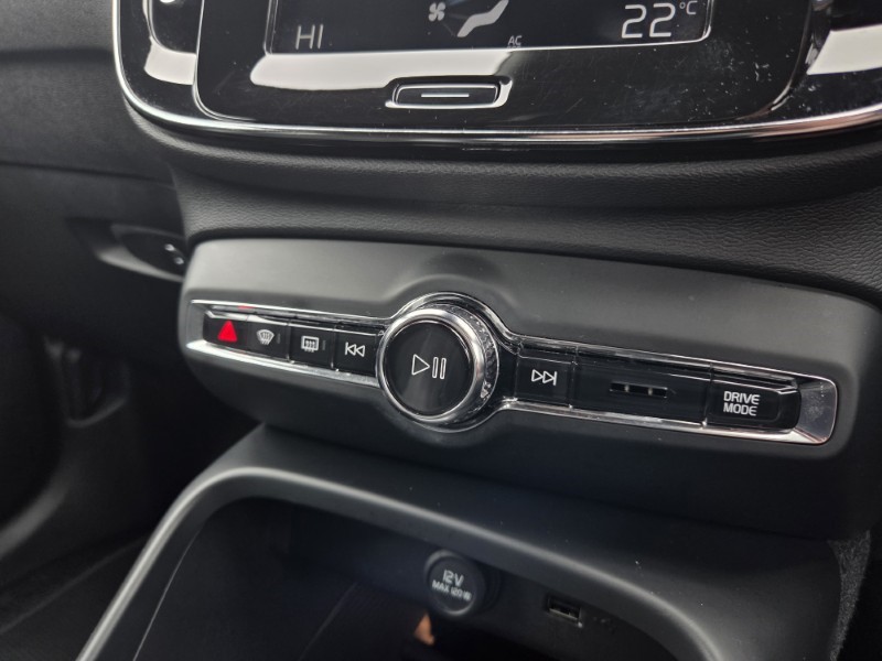 2019 (69) VOLVO XC40 2.0 D3 R DESIGN 5dr 5433332