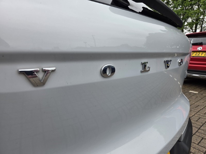 2019 (69) VOLVO XC40 2.0 D3 R DESIGN 5dr 5433309