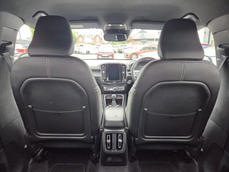 2019 (69) VOLVO XC40 2.0 D3 R DESIGN 5dr 5433317