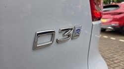 2019 (69) VOLVO XC40 2.0 D3 R DESIGN 5dr 5433310