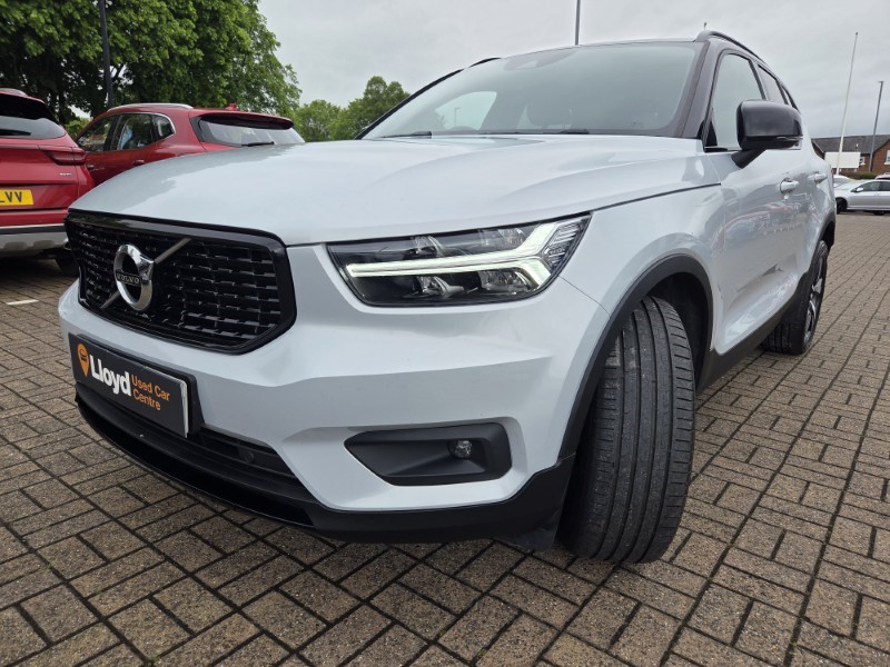 2019 (69) VOLVO XC40 2.0 D3 R DESIGN 5dr 5433305