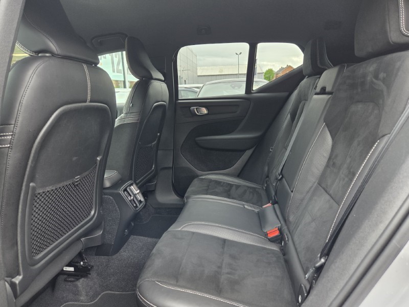 2019 (69) VOLVO XC40 2.0 D3 R DESIGN 5dr 5433319