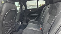 2019 (69) VOLVO XC40 2.0 D3 R DESIGN 5dr 5433319