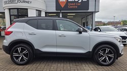 2019 (69) VOLVO XC40 2.0 D3 R DESIGN 5dr 5433298