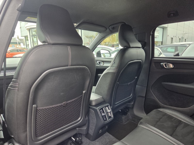2019 (69) VOLVO XC40 2.0 D3 R DESIGN 5dr 5433318