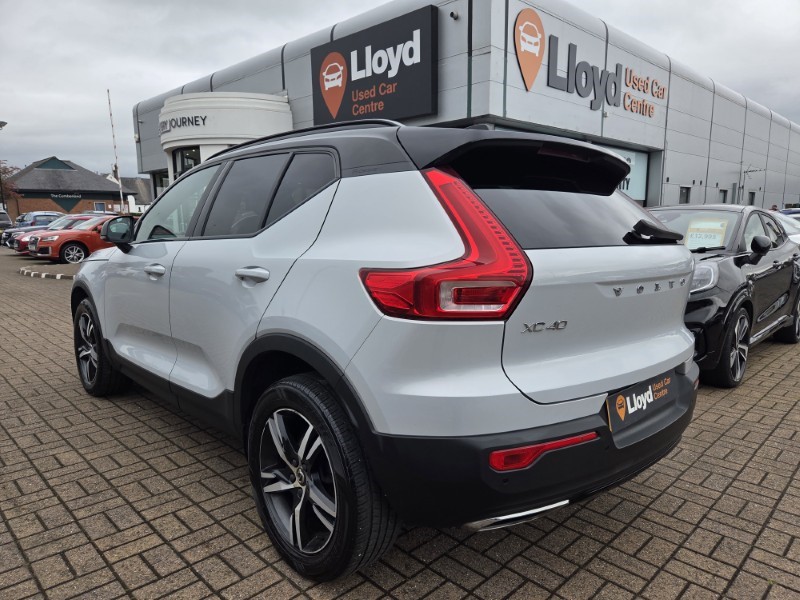 2019 (69) VOLVO XC40 2.0 D3 R DESIGN 5dr 5433312