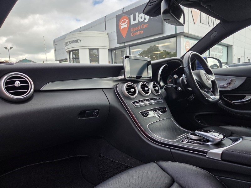 2018 (18) MERCEDES-BENZ C CLASS C220d AMG Line Premium 2dr Auto 5430259