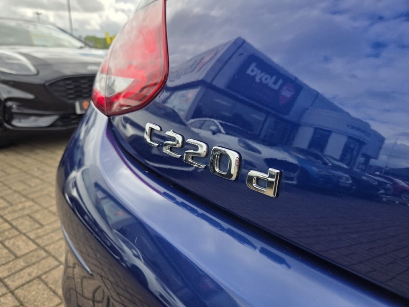 2018 (18) MERCEDES-BENZ C CLASS C220d AMG Line Premium 2dr Auto 5430247