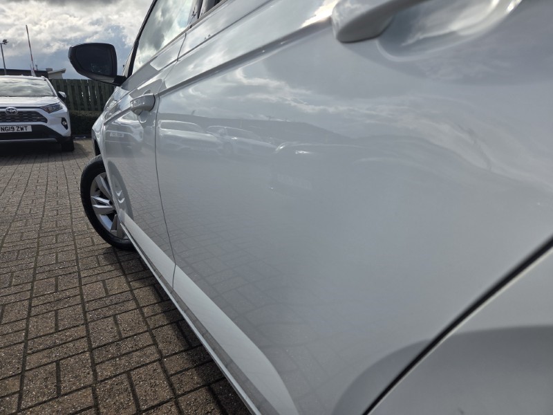 2018 (18) VOLKSWAGEN POLO 1.0 SE 5dr 5431479