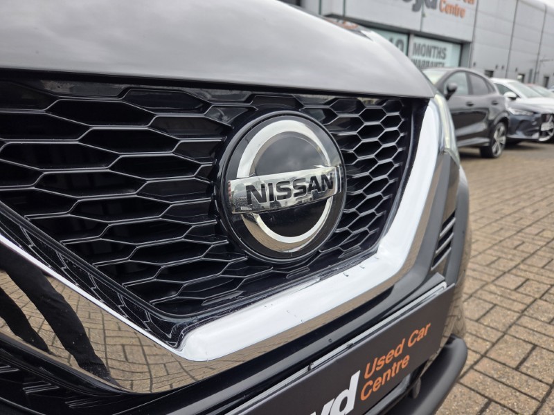 2019 (19) NISSAN QASHQAI 1.3 DiG-T Tekna 5dr 5433645