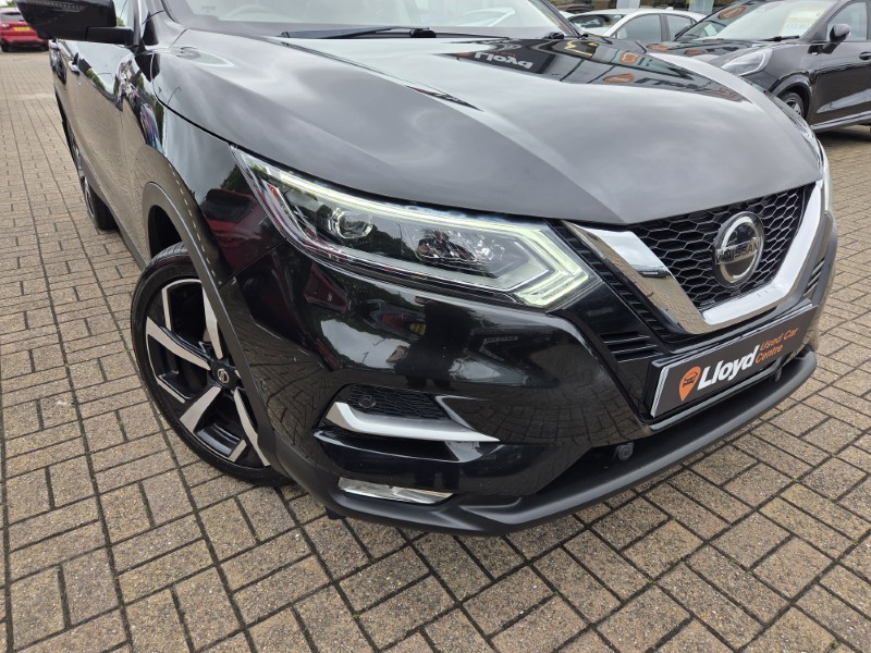 2019 (19) NISSAN QASHQAI 1.3 DiG-T Tekna 5dr 5433644