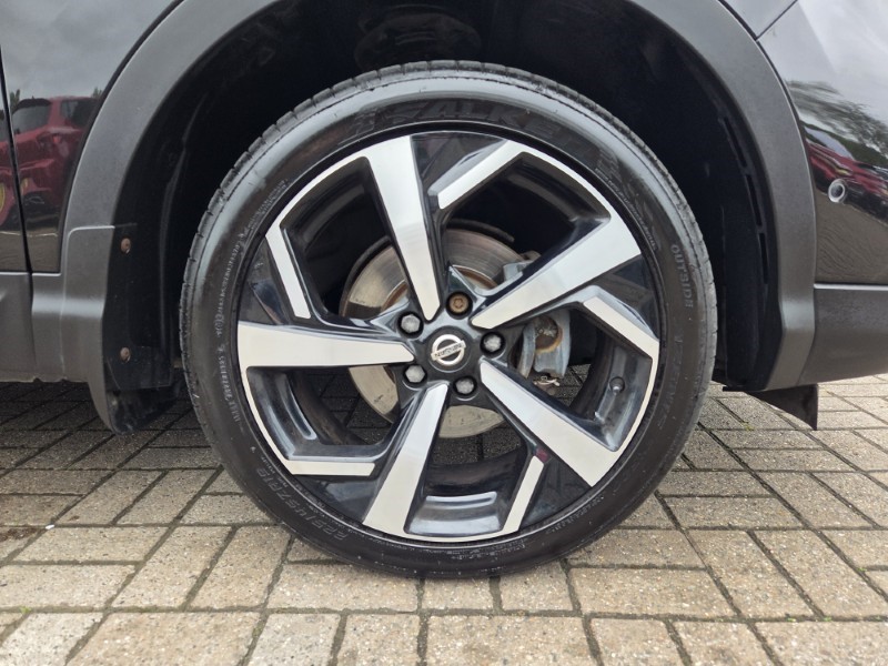 2019 (19) NISSAN QASHQAI 1.3 DiG-T Tekna 5dr 5433639