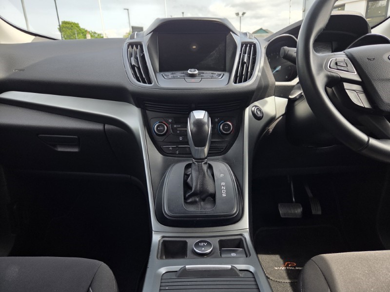 2018 (68) FORD KUGA 2.0 TDCi Zetec 5dr Auto 2WD 5438038