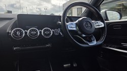 2019 (19) MERCEDES-BENZ B CLASS B200d AMG Line Premium 5dr Auto 5438431