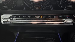 2019 (19) MERCEDES-BENZ B CLASS B200d AMG Line Premium 5dr Auto 5438444