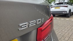 2017 (67) BMW 3 SERIES 320i Sport 4dr 5438180