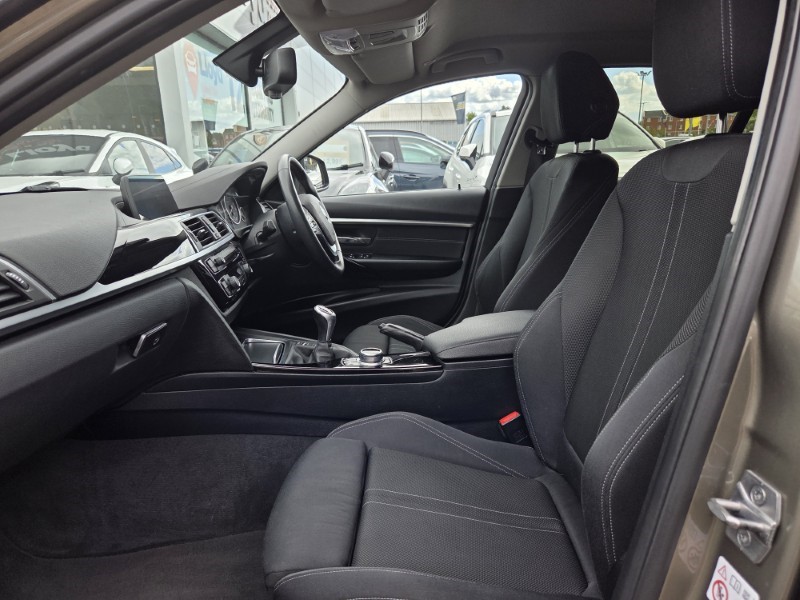 2017 (67) BMW 3 SERIES 320i Sport 4dr 5438195