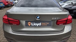 2017 (67) BMW 3 SERIES 320i Sport 4dr 5438184