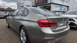 2017 (67) BMW 3 SERIES 320i Sport 4dr 5438183