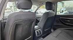 2017 (67) BMW 3 SERIES 320i Sport 4dr 5438188