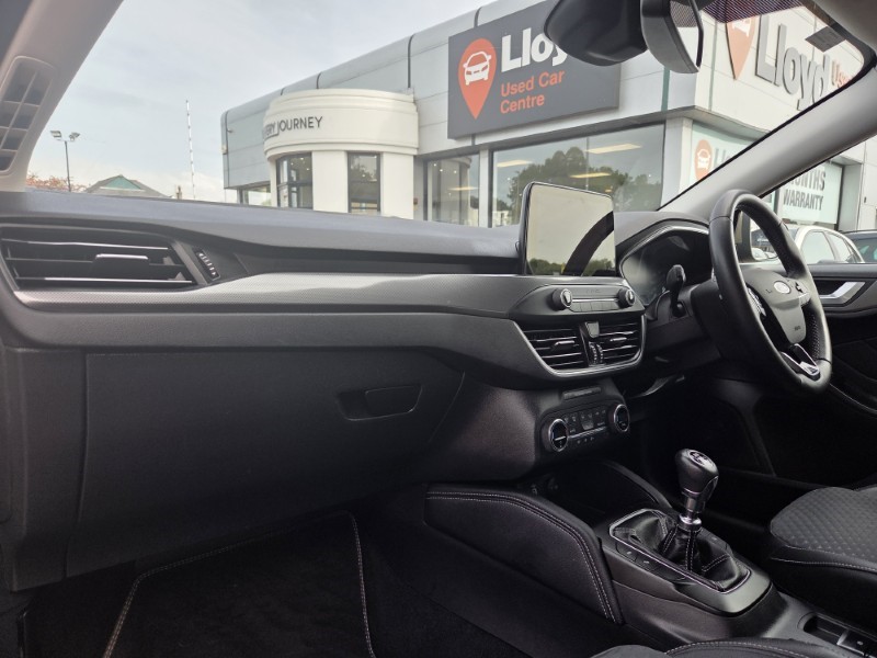 2019 (19) FORD FOCUS 1.0 EcoBoost 125 Titanium X 5dr 5438275