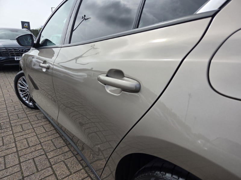 2019 (19) FORD FOCUS 1.0 EcoBoost 125 Titanium X 5dr 5438262