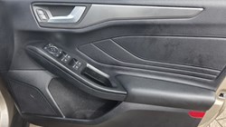 2019 (19) FORD FOCUS 1.0 EcoBoost 125 Titanium X 5dr 5438278