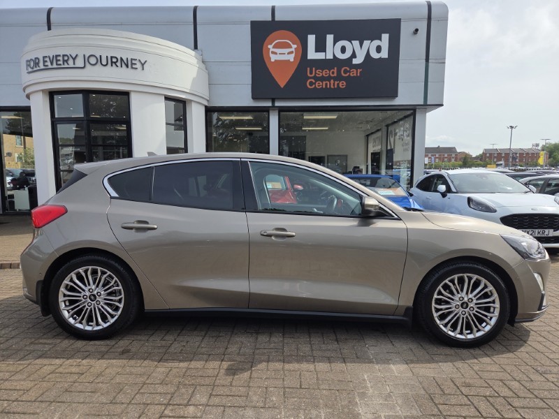 2019 (19) FORD FOCUS 1.0 EcoBoost 125 Titanium X 5dr 5438253