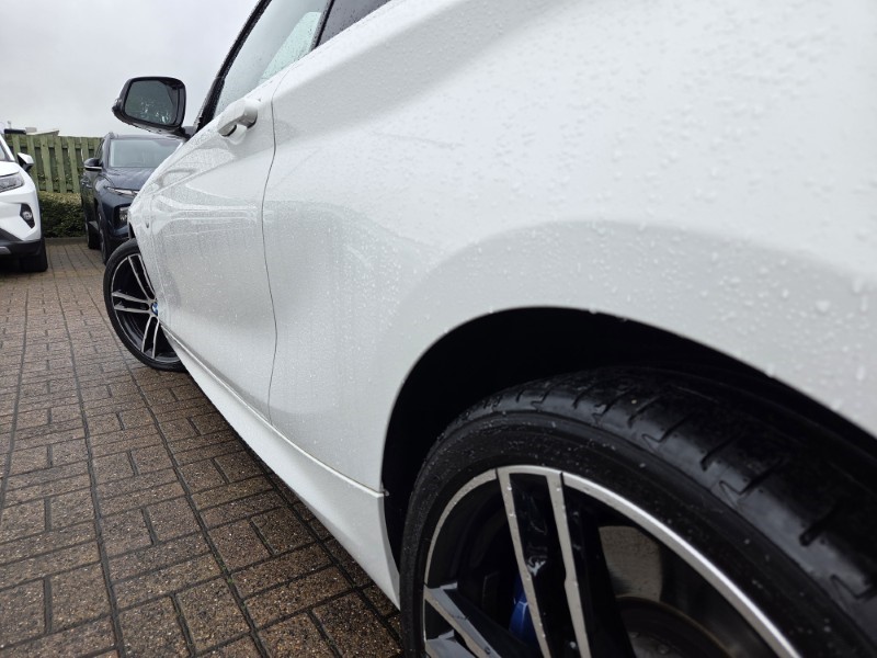 2019 (19) BMW 1 SERIES 118i [1.5] M Sport Shadow Edition 3dr 5438301