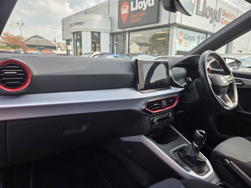 2023 (23) SEAT ARONA 1.0 TSI 110 FR 5dr 5441973