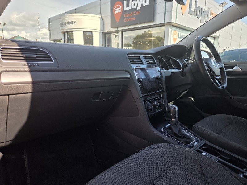 2018 (18) VOLKSWAGEN GOLF 1.4 TSI SE [Nav] 5dr DSG 5463620