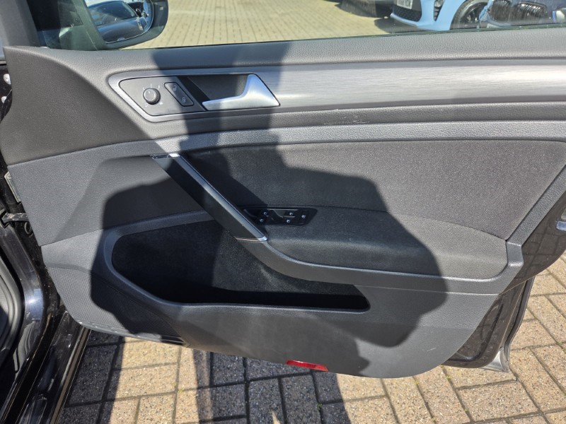 2018 (18) VOLKSWAGEN GOLF 1.4 TSI SE [Nav] 5dr DSG 5463624