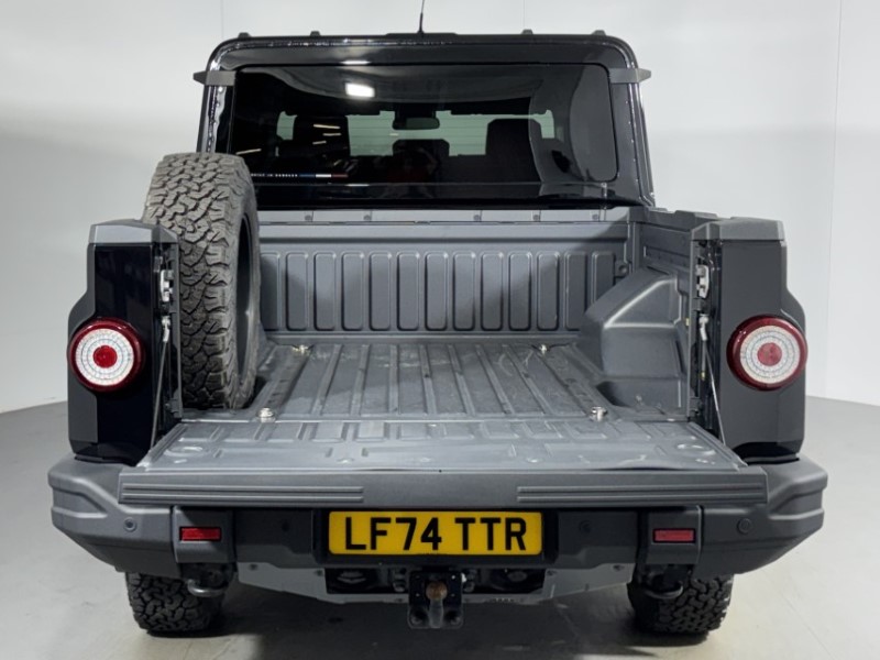 2025 (74) INEOS QUARTERMASTER 3.0 TD Trialmaster Edition Double Cab Pick Up Auto 5535193
