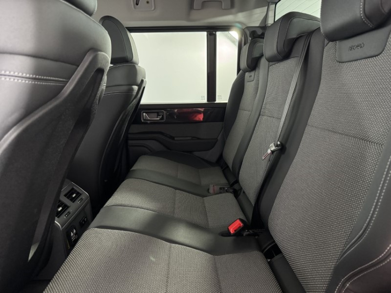 2025 (74) INEOS QUARTERMASTER 3.0 TD Trialmaster Edition Double Cab Pick Up Auto 5535178