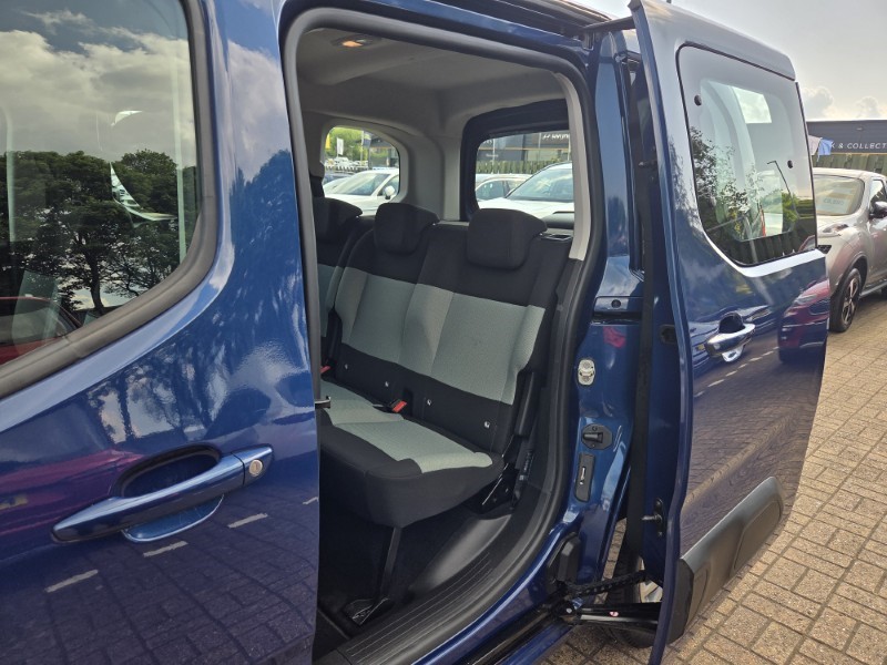 2021 (21) CITROEN BERLINGO 1.5 BlueHDi 100 Feel M 5dr 5452385